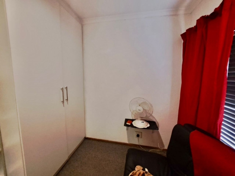 3 Bedroom Property for Sale in Safari Gardens North West